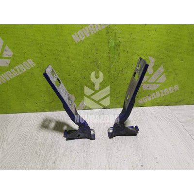 Петля капота VW Golf 4 Bora 97-05