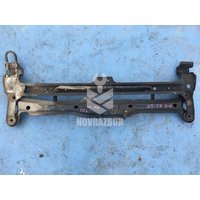 Балка подрадиаторная VW Passat  B3  1988-1993