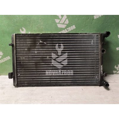 Радиатор основной Audi A3 8L1 1996-2003 Радиатор основной Audi A3 8L1 1996-2003