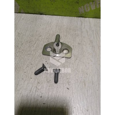 Ответная часть замка двери Renault Logan 2 14-18 Ответная часть замка двери Renault Logan 2 14-18