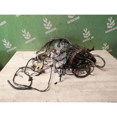 Проводка (коса) VW Passat B5+ 00-05 Проводка (коса) VW Passat B5+ 00-05