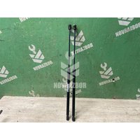 Амортизатор капота VW Golf 3 Vento 91-97