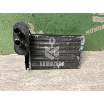 Радиатор отопителя VW Passat B3 1988-1993 Радиатор отопителя VW Passat B3 1988-1993