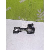 Поршень с шатуном VW Golf 3 Vento 91-97