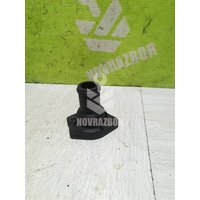 Фланец двигателя системы охлаждения VW Golf 2 Jetta 2 83-92