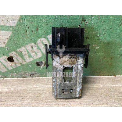 Резистор отопителя VW Caddy 2 95-04