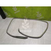 Уплотнитель VW Passat  B3  1988-1993