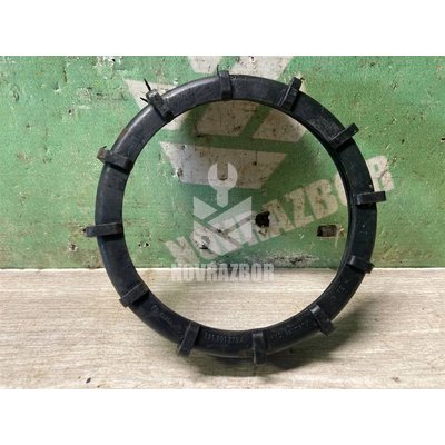 Гайка топливного насоса VW Passat B4 94-96