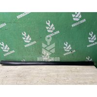 Молдинг передней правой двери VW Golf 3 Vento 91-97