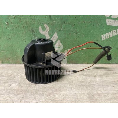 Моторчик печки Audi 80 90 B4 91-94