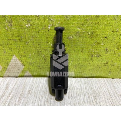 Датчик включения стопсигнала Seat Leon 1M1 1999-2006 Датчик включения стопсигнала Seat Leon 1M1 1999-2006