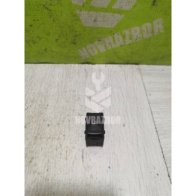 Кнопка стеклоподъемника VW Passat B5+ 00-05