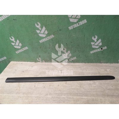 Молдинг передней левой двери Seat Ibiza 4 2002-2008