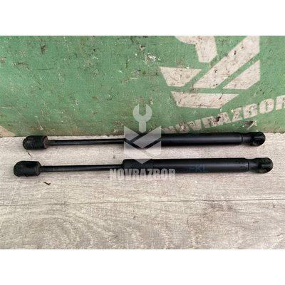 Амортизатор капота BMW X3 F25 2010-2017 Амортизатор капота BMW X3 F25 2010-2017