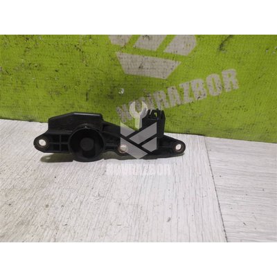 Датчик положения распредвала BMW 1-серия E82/E88 2006> Датчик положения распредвала BMW 1-серия E82/E88 2006>