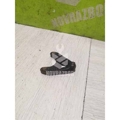 Кронштейн (сопут. товар) VW Passat B4 94-96