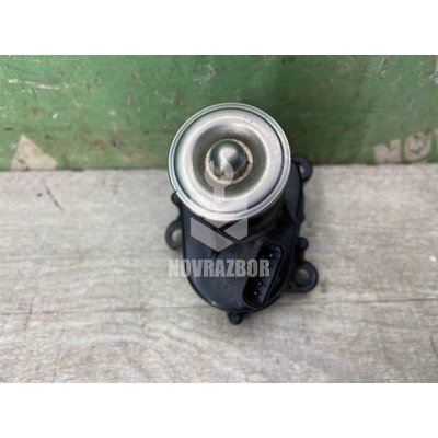 Механизм изменения длины впускного коллектора BMW X3 F25 2010-2017