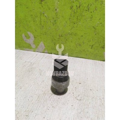 Датчик кондиционера Audi A3 8L1 1996-2003 Датчик кондиционера Audi A3 8L1 1996-2003