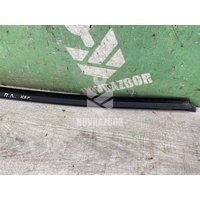 Уплотнитель стекла двери VW Golf 4 Bora 97-05