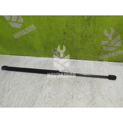 Амортизатор капота Audi A3 8L1 1996-2003 Амортизатор капота Audi A3 8L1 1996-2003