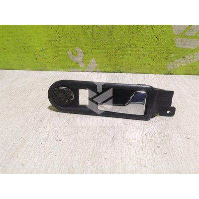 Ручка двери задней внутренняя правая Audi A3 8L1 1996-2003