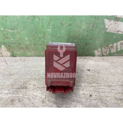 Резистор отопителя VW Golf 4 Bora 97-05 Резистор отопителя VW Golf 4 Bora 97-05