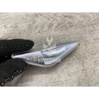 Повторитель на крыло левый белый BMW X3 F25 2010-2017