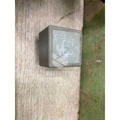 Реле VW Golf 4 Bora 97-05 Реле VW Golf 4 Bora 97-05