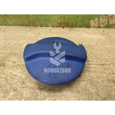 Крышка расширительного бачка VW Passat B4 94-96