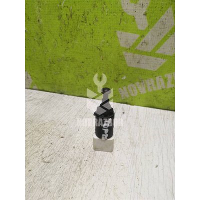 Датчик включения стопсигнала Peugeot 607 2000-2010 Датчик включения стопсигнала Peugeot 607 2000-2010