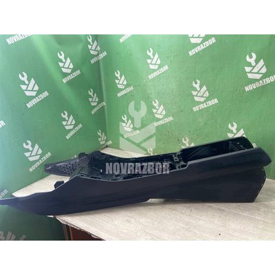 Консоль BMW X3 F25 2010-2017 Консоль BMW X3 F25 2010-2017