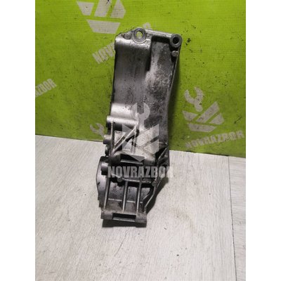 Кронштейн генератора Seat Ibiza 1993-1996 Кронштейн генератора Seat Ibiza 1993-1996