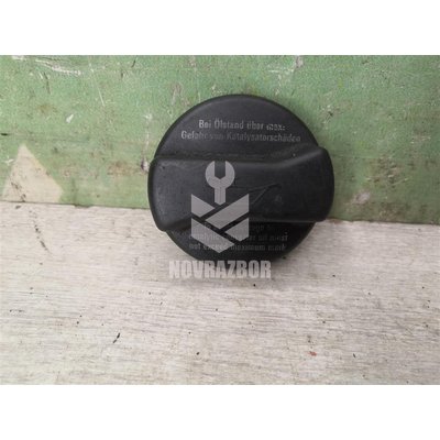 Крышка маслозаливной горловины VW Caddy 1 1983-1992