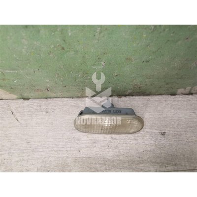 Повторитель на крыло белый Seat Ibiza 4 2002-2008 Повторитель на крыло белый Seat Ibiza 4 2002-2008