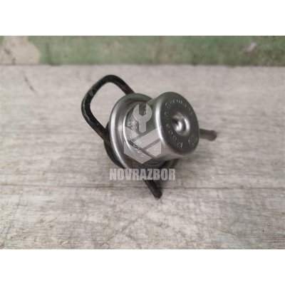 Регулятор давления топлива VW Passat B4 94-96