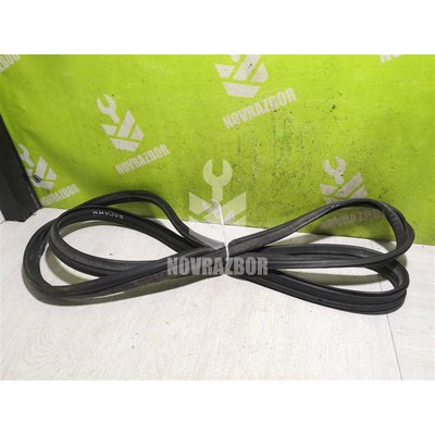 Уплотнитель Renault R19 1992-2002