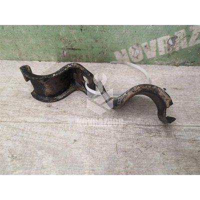 Кронштейн крепления переднего стабилизатора Renault R19 1992-2002 Кронштейн крепления переднего стабилизатора Renault R19 1992-2002