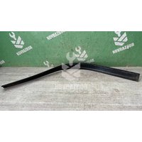 Молдинг передней правой двери Ford Escort /Orion 1995-1998