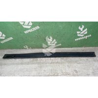 Молдинг передней левой двери Ford Escort /Orion 1995-1998