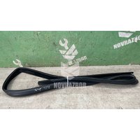 Уплотнитель стекла двери Ford Escort /Orion 1995-1998