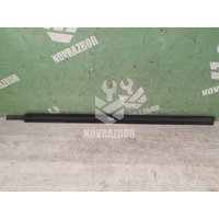 Накладка стекла переднего правого Ford Focus 1 1998-2004