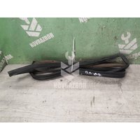 Уплотнитель двери Mitsubishi Space Wagon (N3,N4) 1991-2000