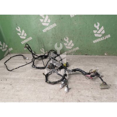 Проводка (коса) Mitsubishi Space Wagon (N3,N4) 1991-2000