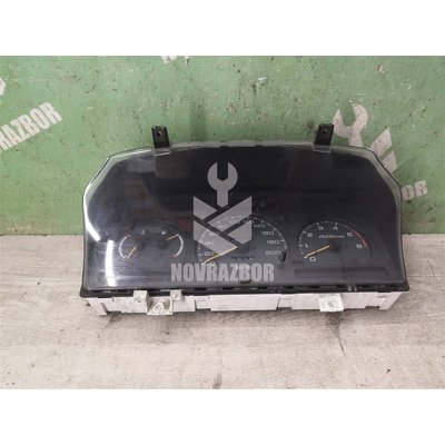 Панель приборов Mitsubishi Space Wagon (N3,N4) 1991-2000 Панель приборов Mitsubishi Space Wagon (N3,N4) 1991-2000