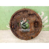 Щит опорный задний правый Mitsubishi Space Wagon (N3,N4) 1991-2000