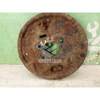 Щит опорный задний правый Mitsubishi Space Wagon (N3,N4) 1991-2000