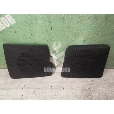 Решетка динамика VW Passat B3 1988-1993 Решетка динамика VW Passat B3 1988-1993