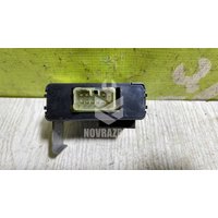 Блок электронный Mitsubishi Space Wagon (N3,N4) 1991-2000