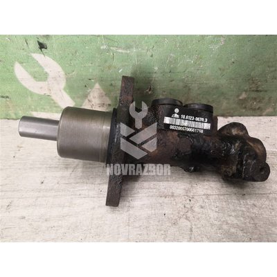 Цилиндр тормозной главный VW Caddy 2 95-04 Цилиндр тормозной главный VW Caddy 2 95-04