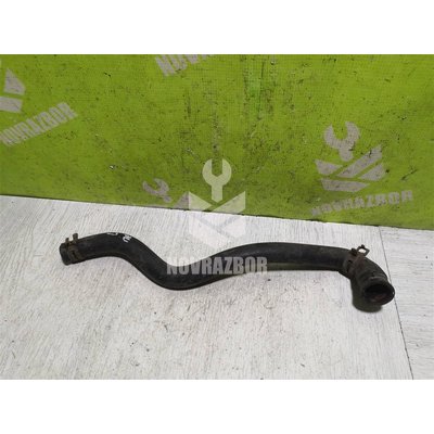 Патрубок отопителя VW Passat B4 94-96 Патрубок отопителя VW Passat B4 94-96
